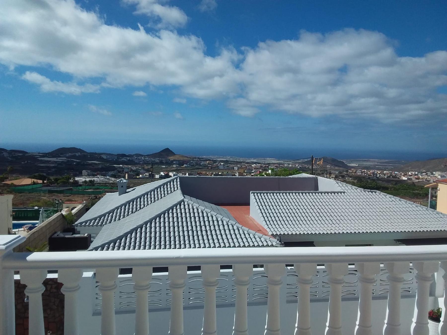 For sale of house in Arona