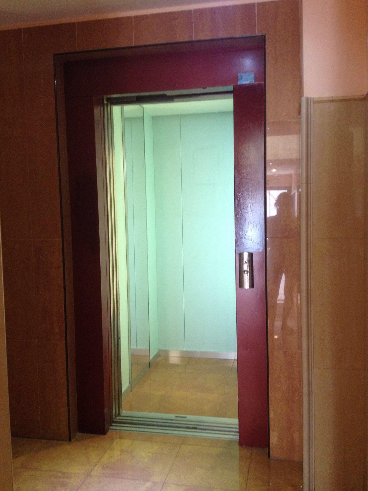 For sale of apartment in Playa de los Cristianos