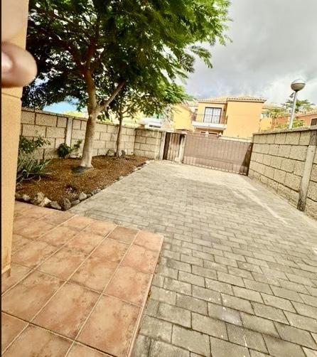 For sale of house in Arona