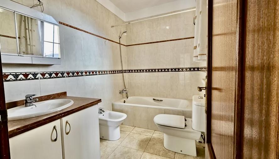 For sale of house in Arona