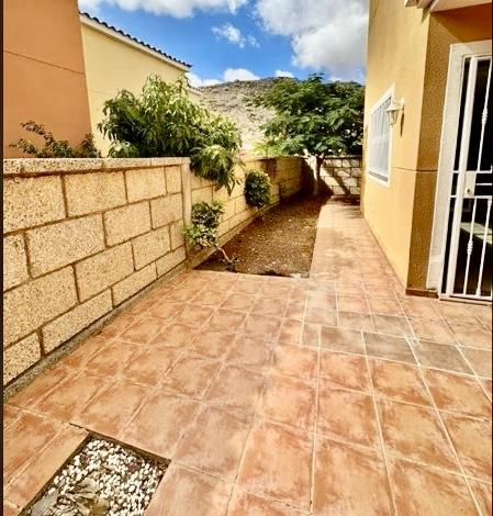 For sale of house in Arona