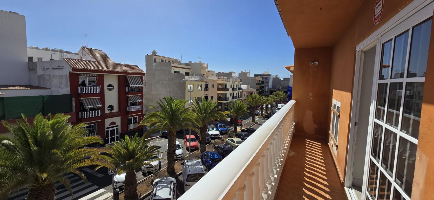 For sale of apartment in Arona