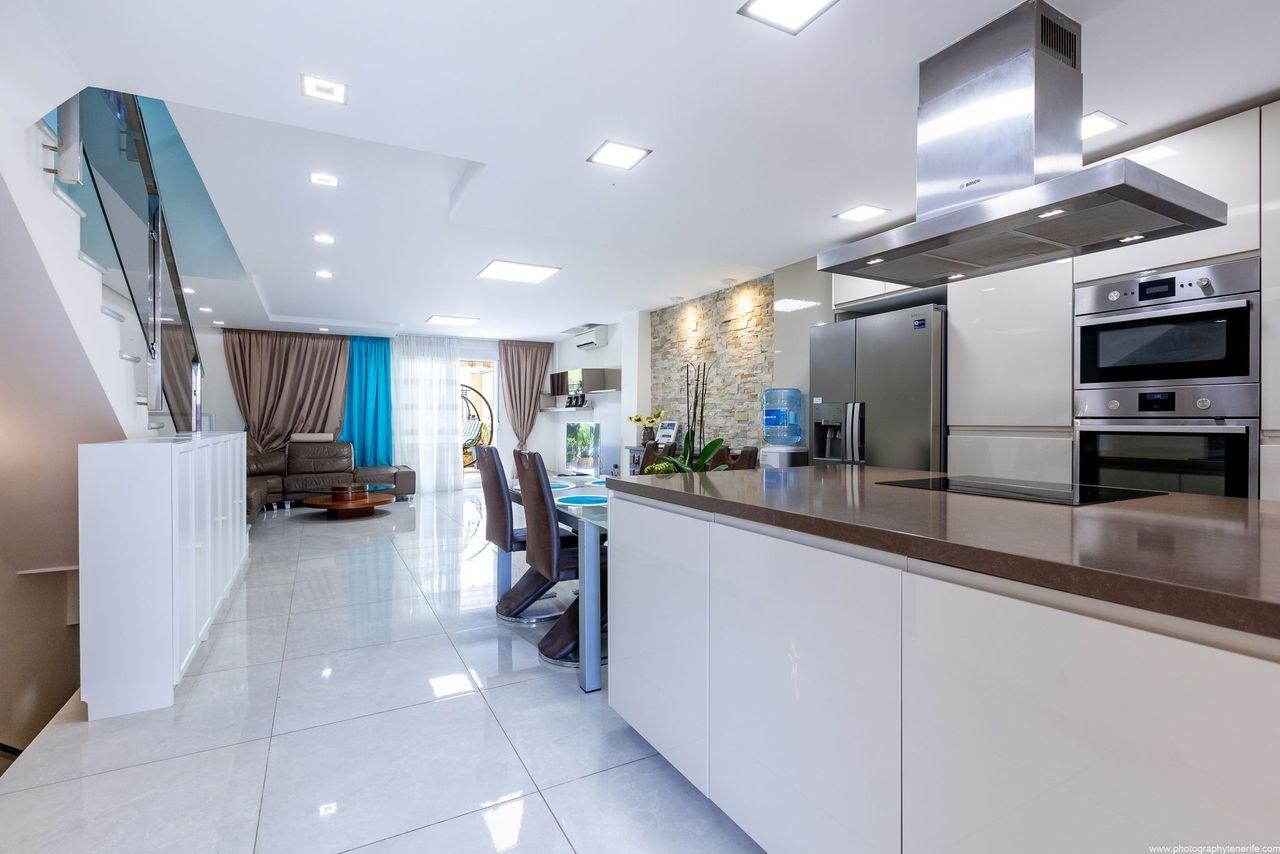 For sale of house in Costa Adeje