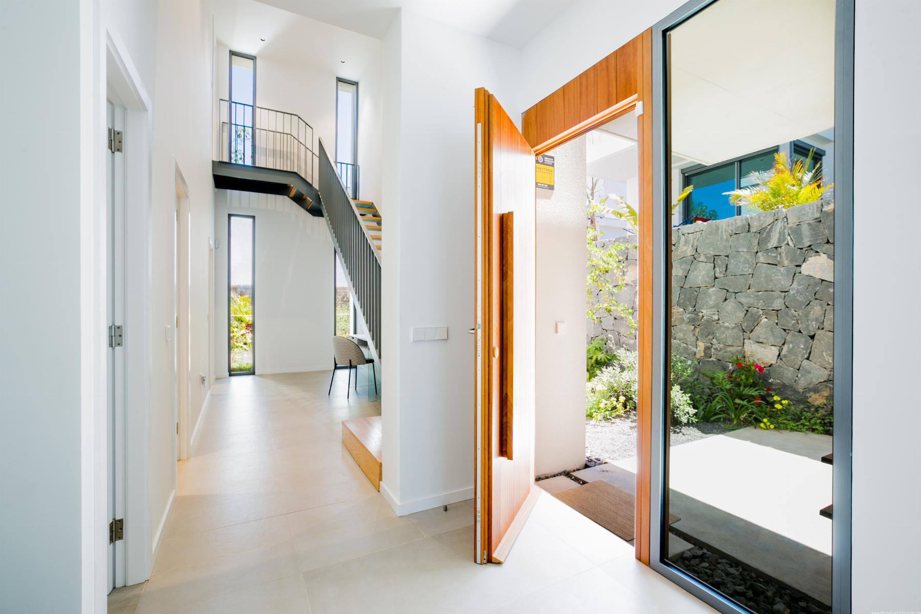For sale of villa in Guía de Isora