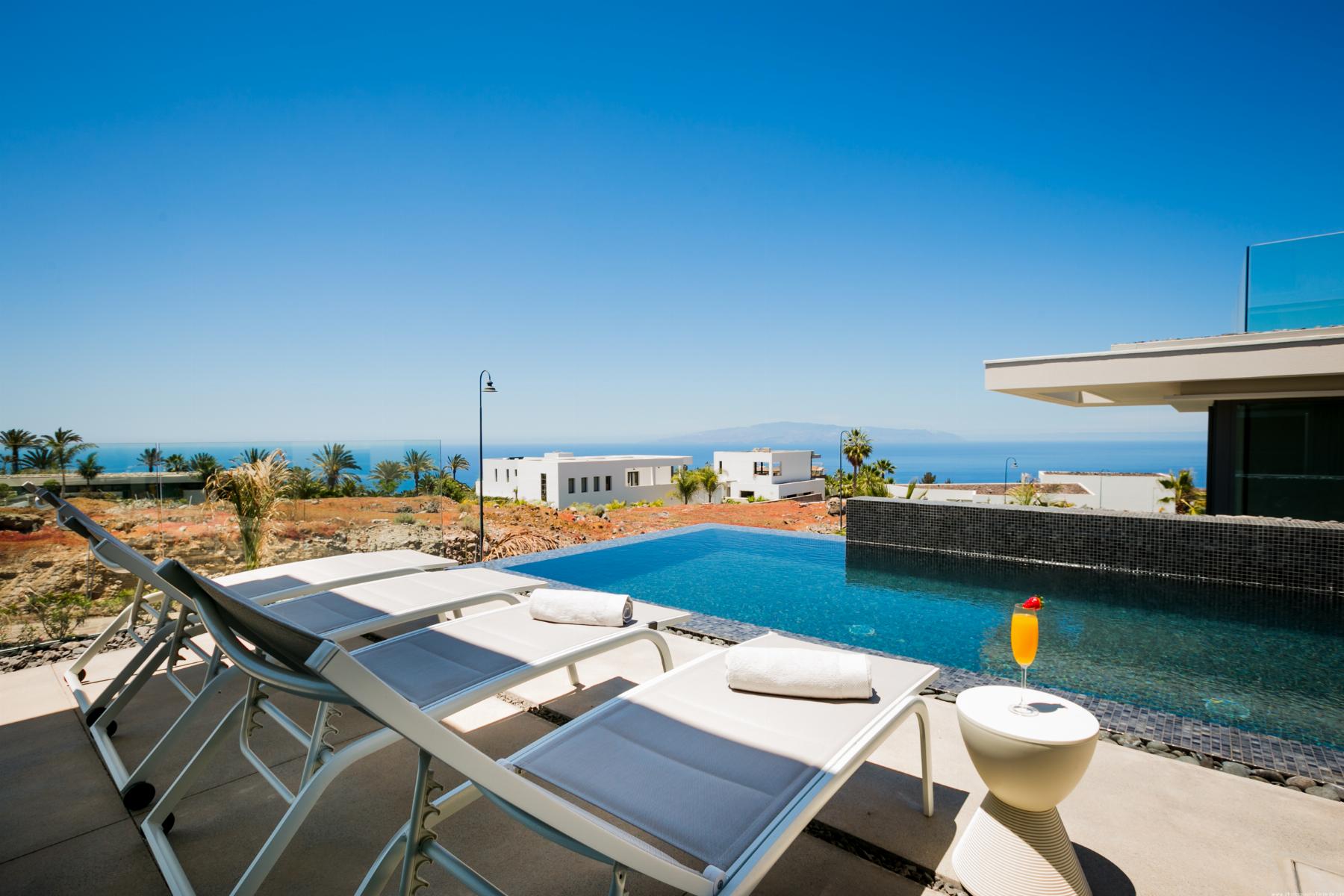 For sale of villa in Guía de Isora