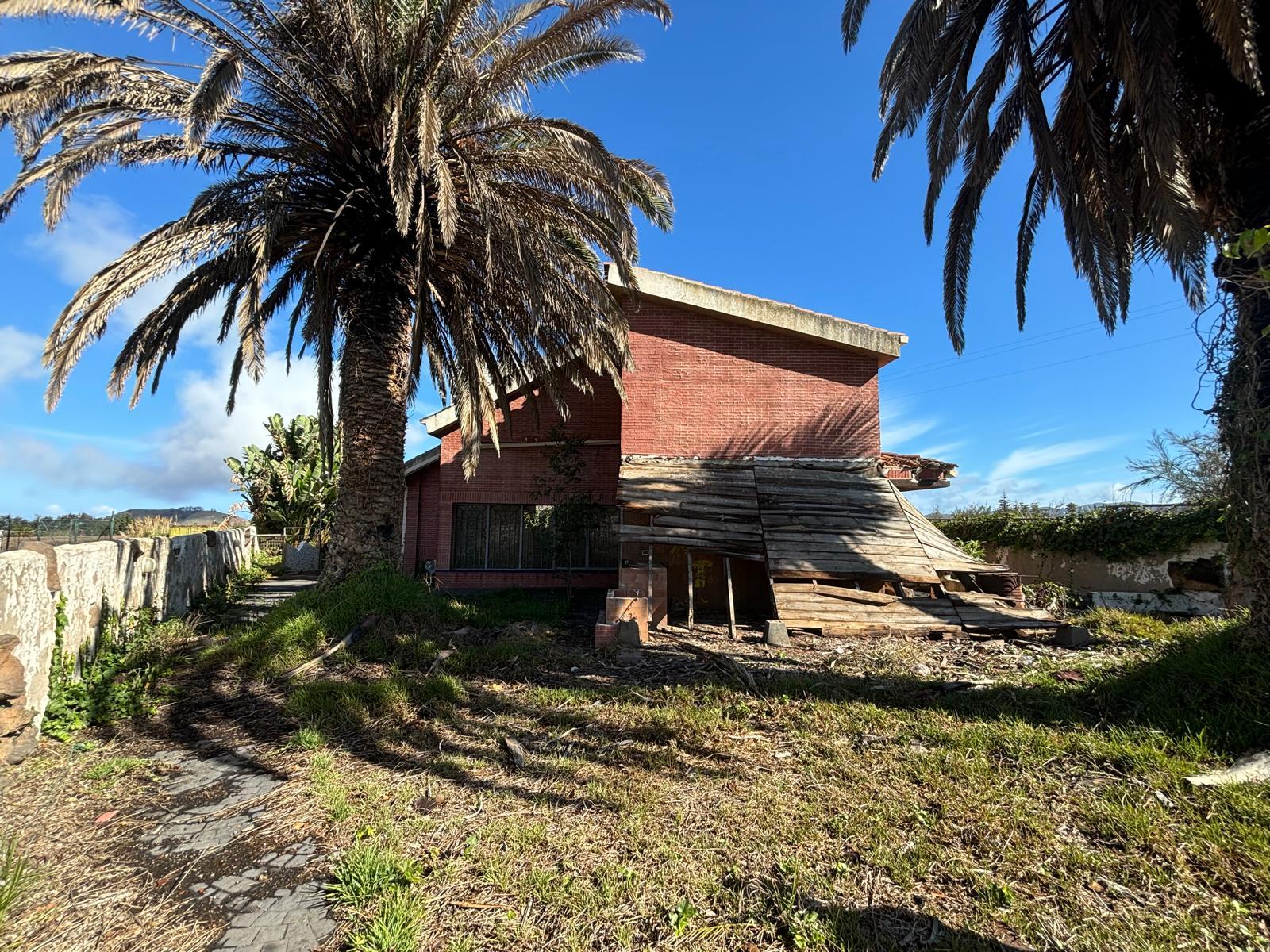 For sale of house in La Laguna