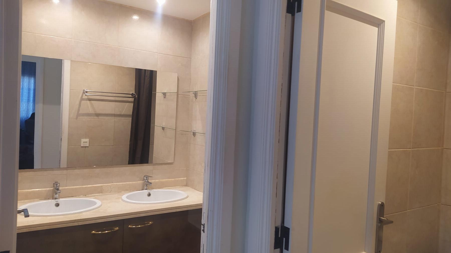 For sale of apartment in Playa Paraíso