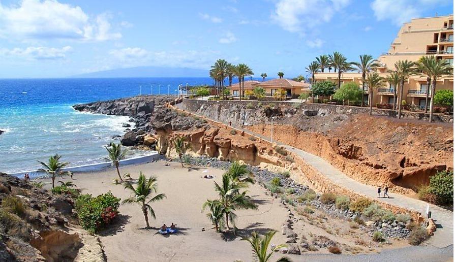 For sale of apartment in Playa Paraíso