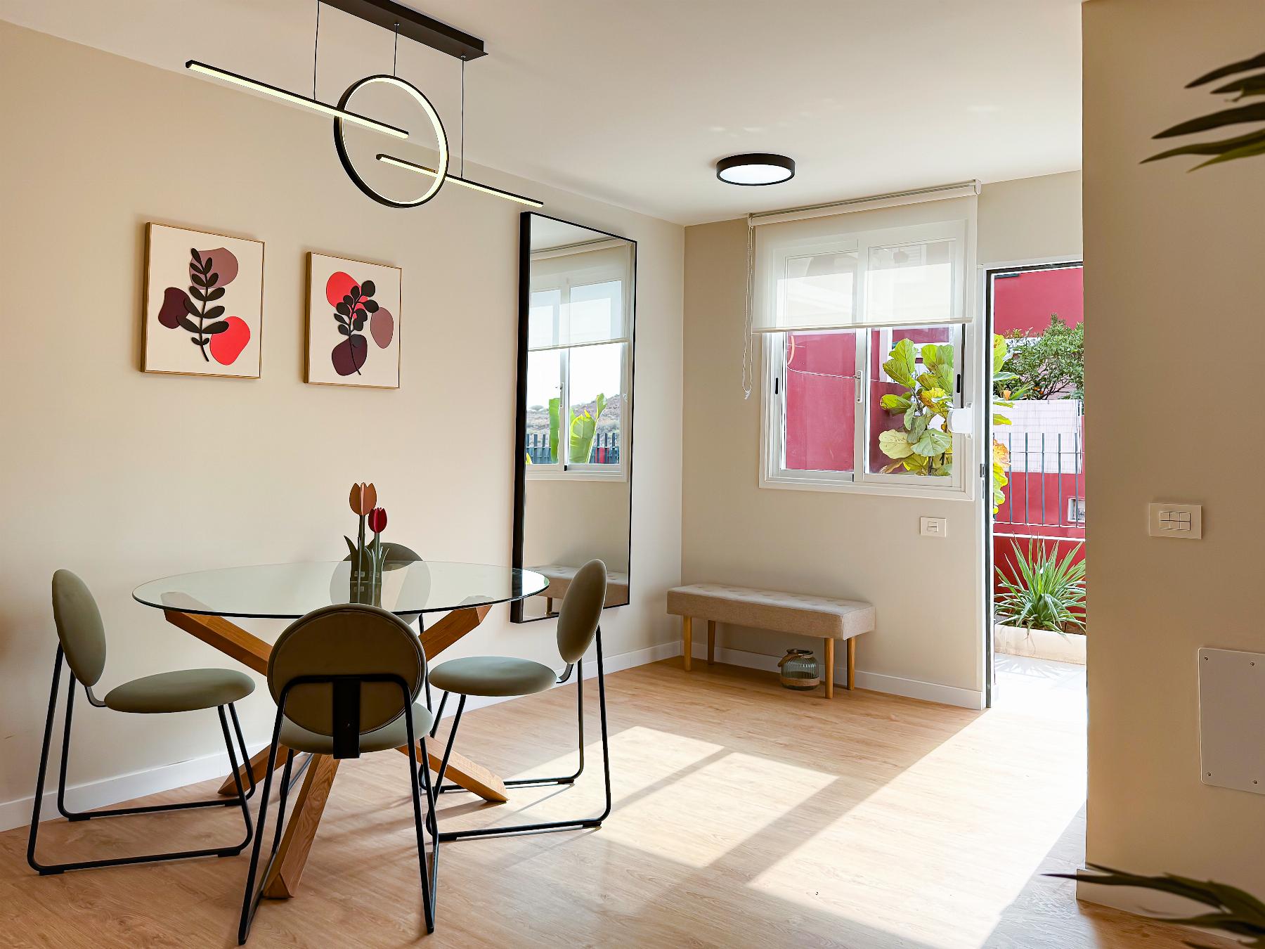 For sale of house in San Isidro de Abona