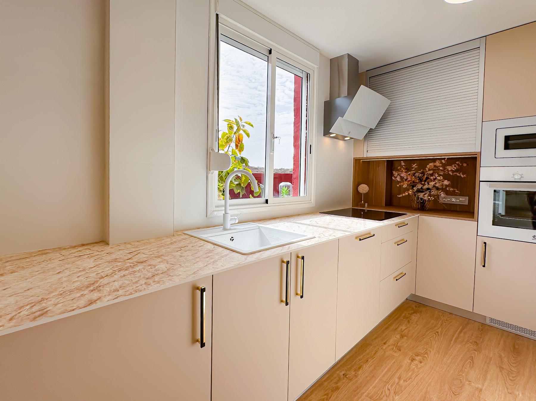 For sale of house in San Isidro de Abona
