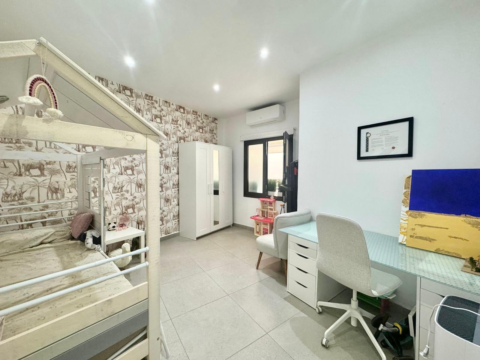 For sale of apartment in Santa Cruz