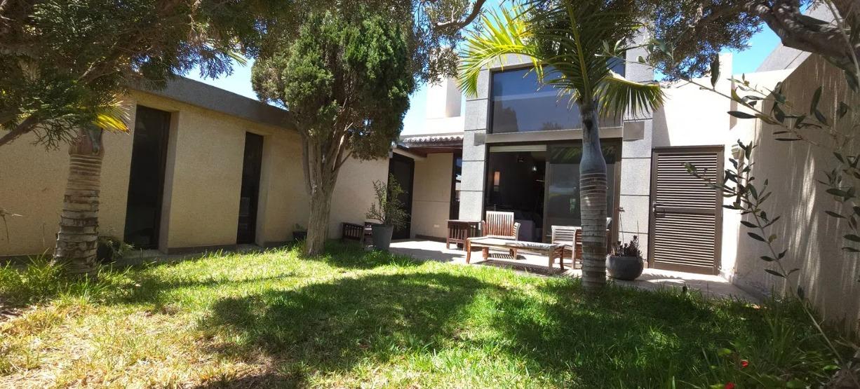 For sale of chalet in El Médano