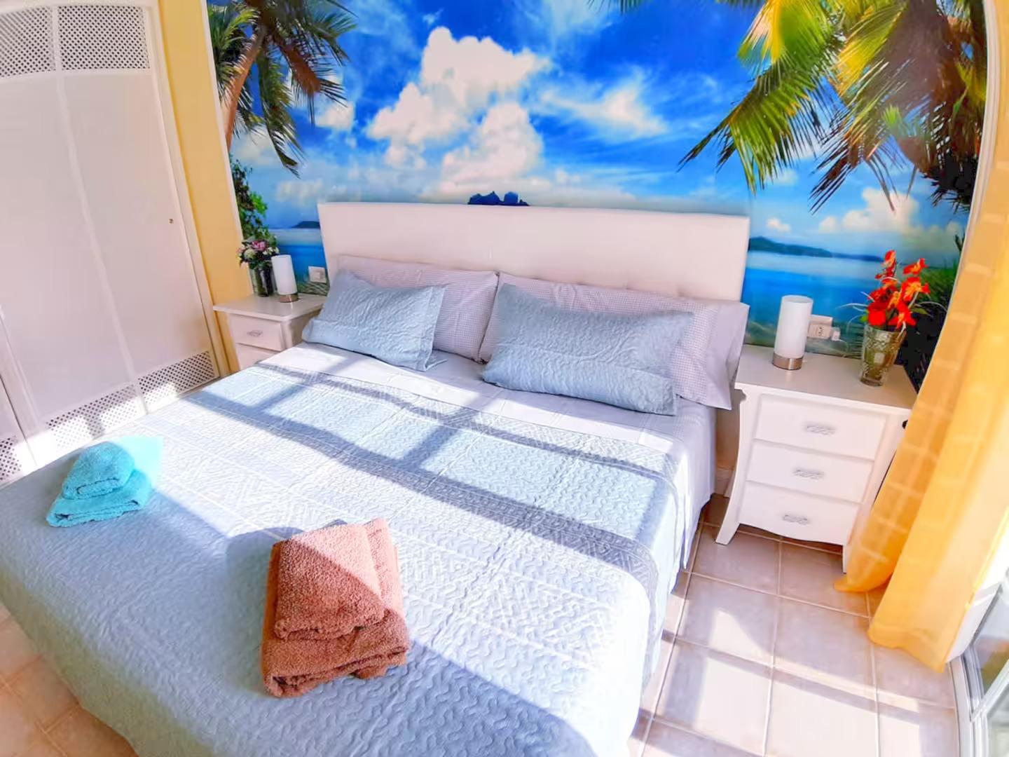For sale of apartment in Playa de los Cristianos