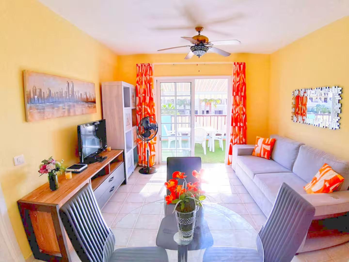 For sale of apartment in Playa de los Cristianos