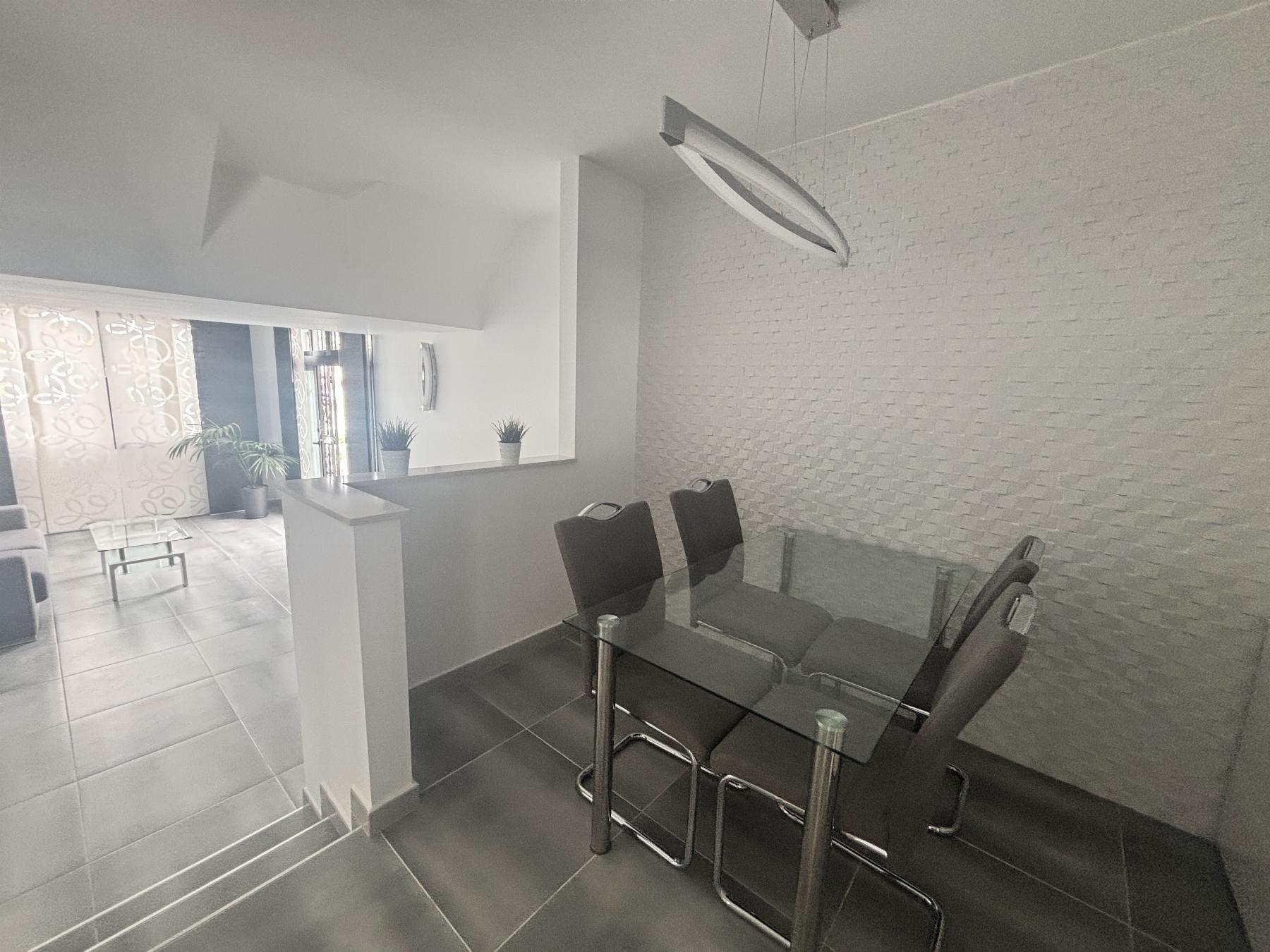 Alquiler de casa en San Eugenio Bajo