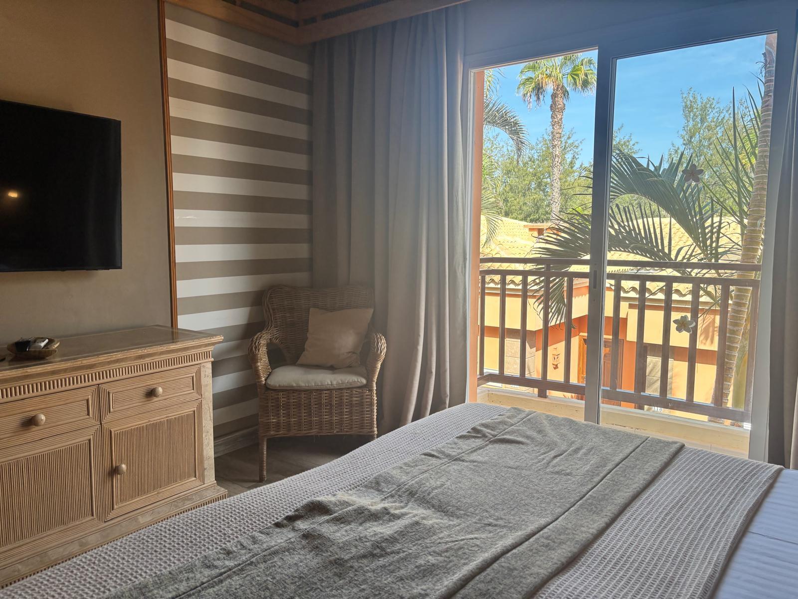 For sale of apartment in Arona