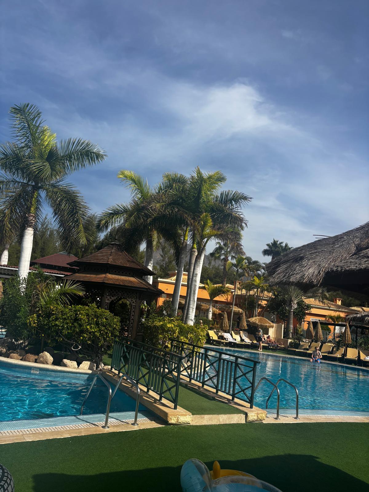 For sale of apartment in Arona