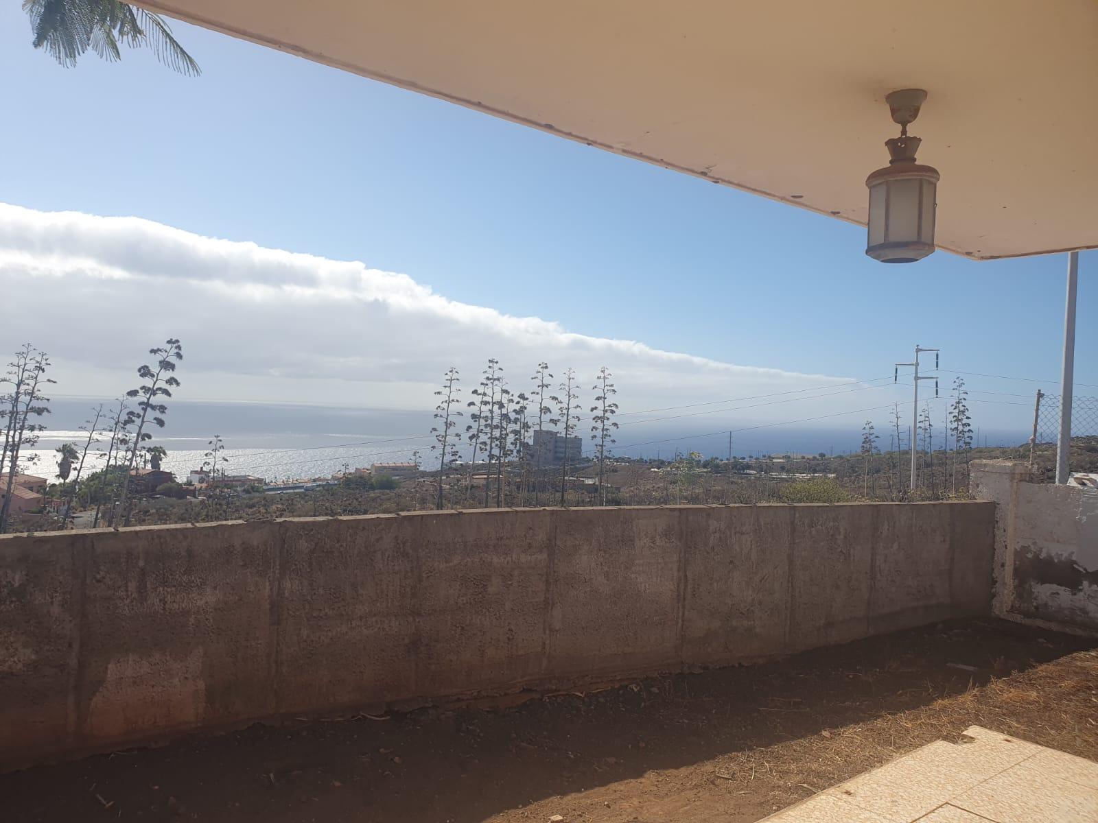 For sale of house in Santa Cruz