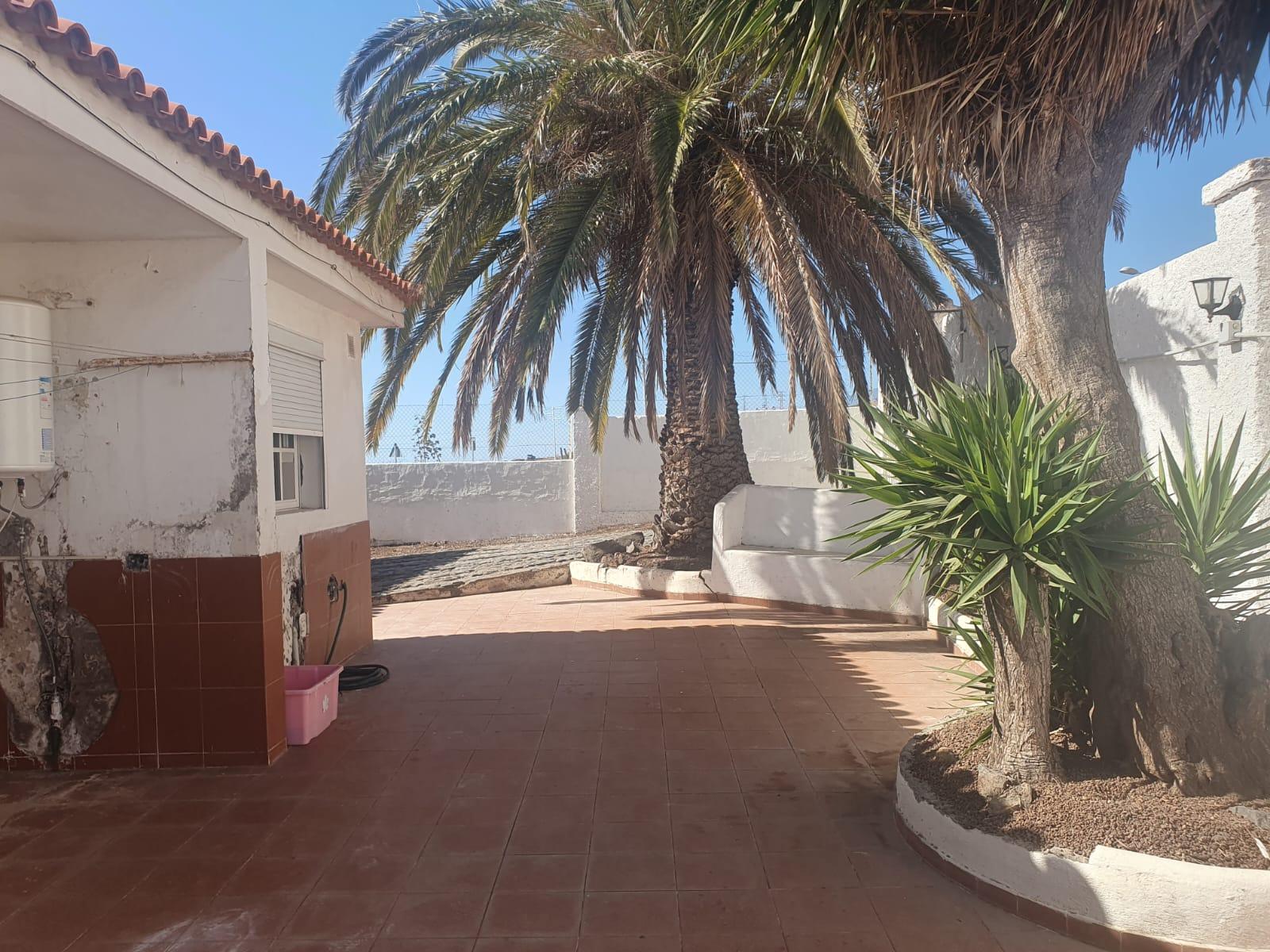 For sale of house in Santa Cruz