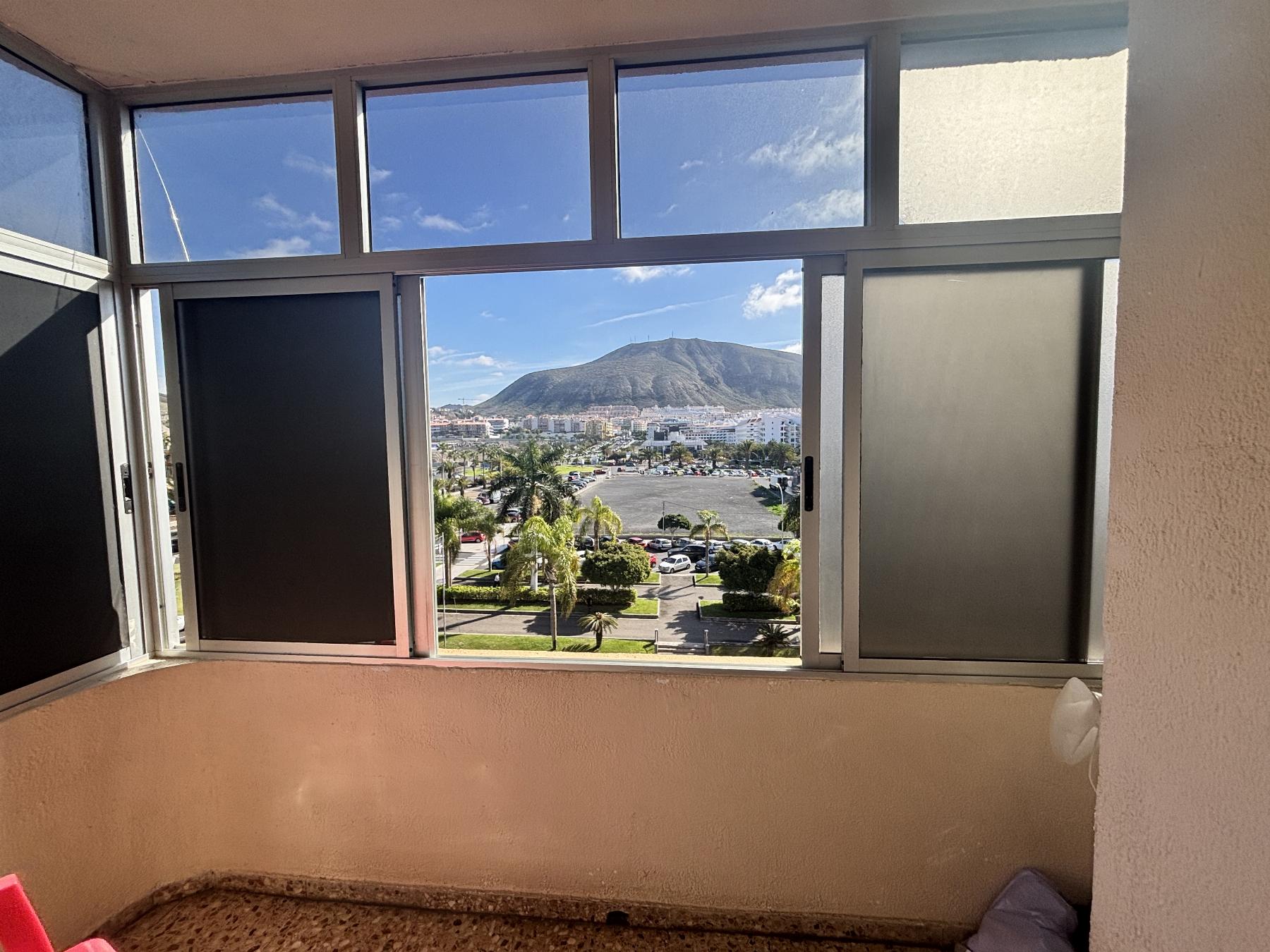 For sale of apartment in Playa de los Cristianos