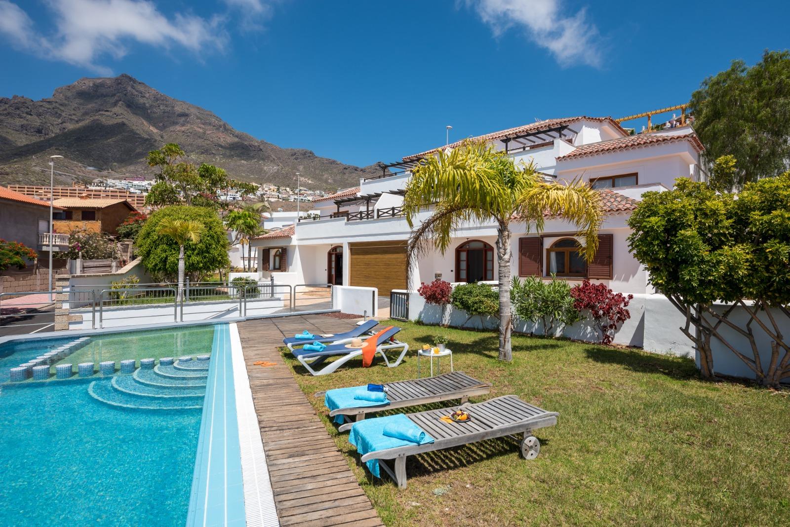 Venta de chalet en Costa Adeje