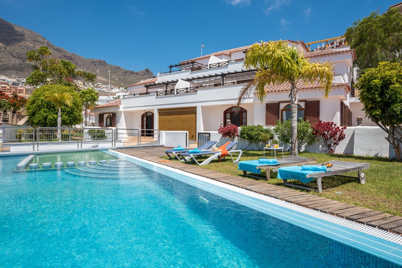 Venta de chalet en Costa Adeje