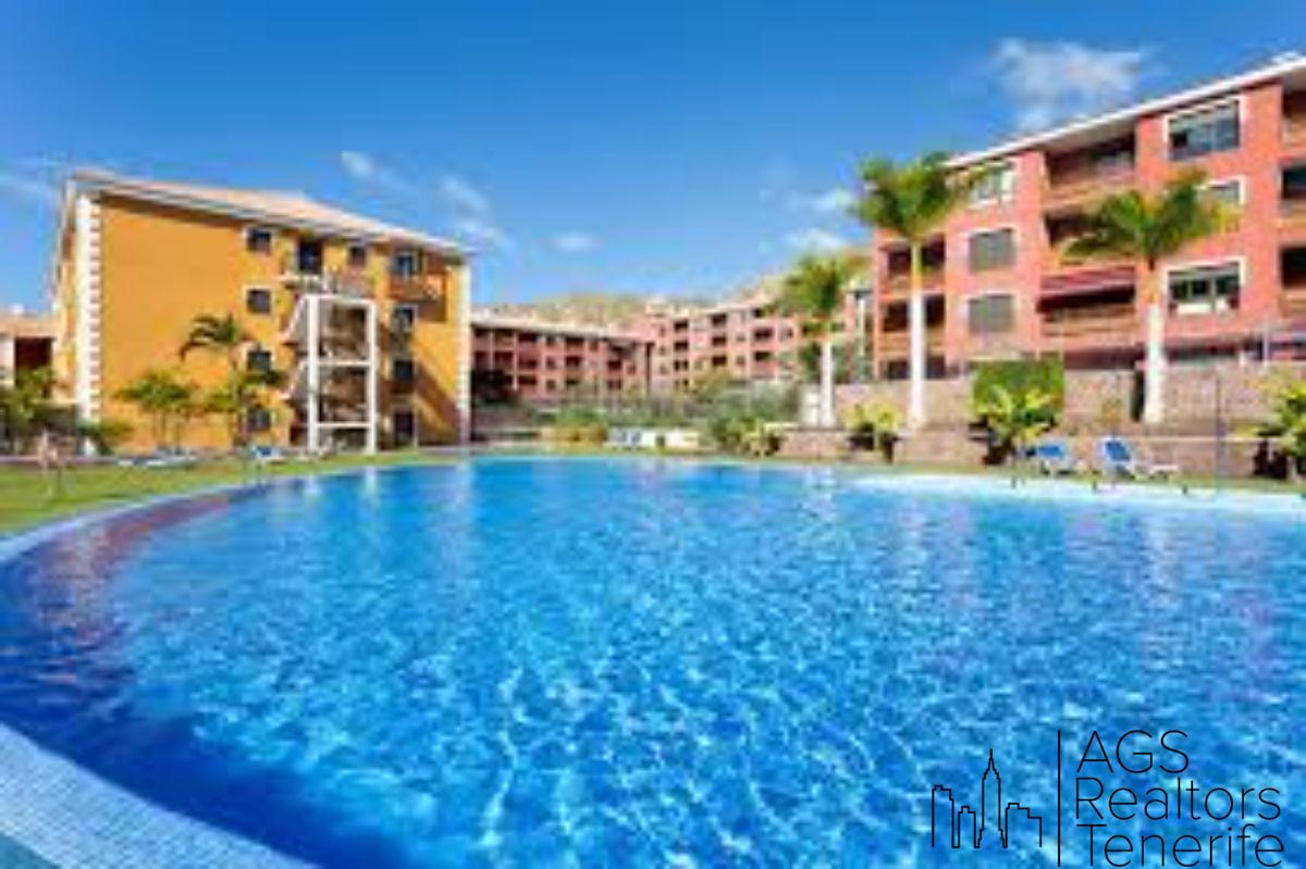 For sale of apartment in Arona