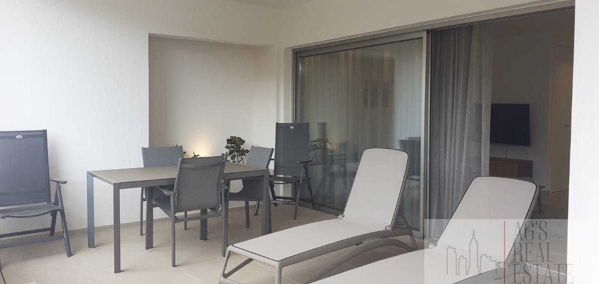 For rent of apartment in Arona