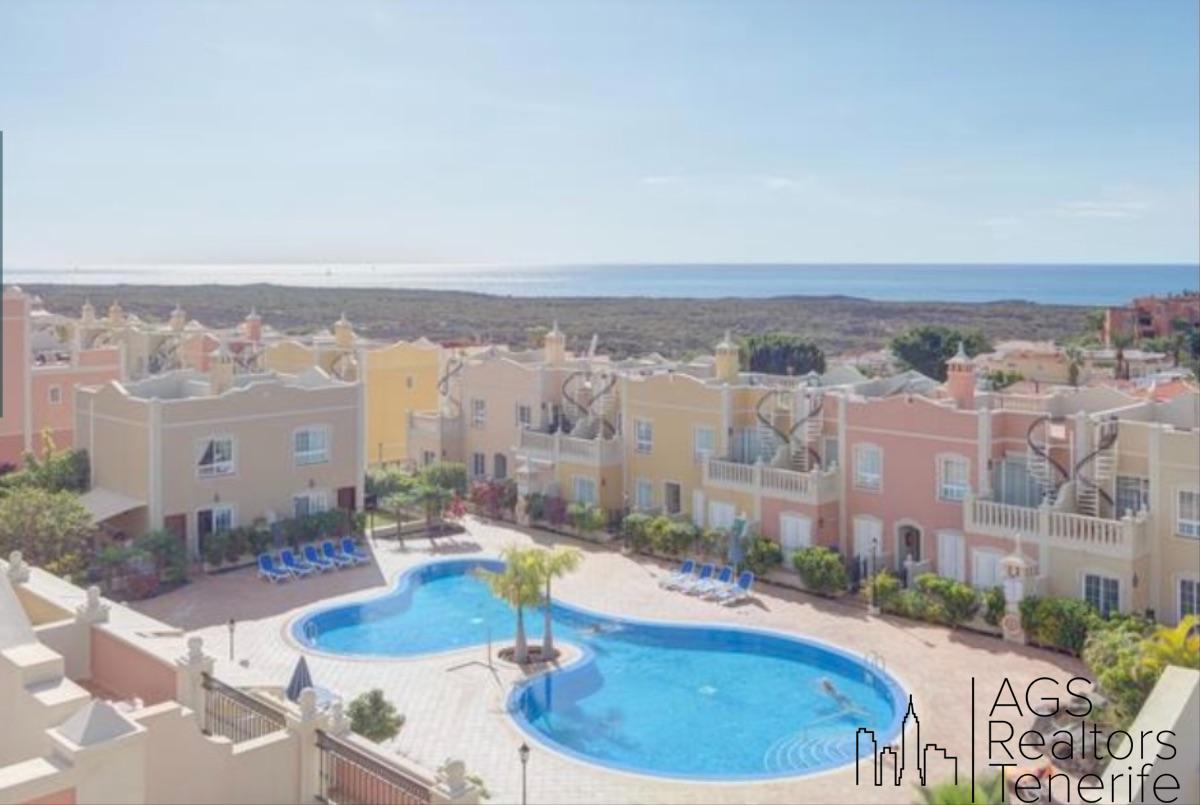 For sale of apartment in Arona