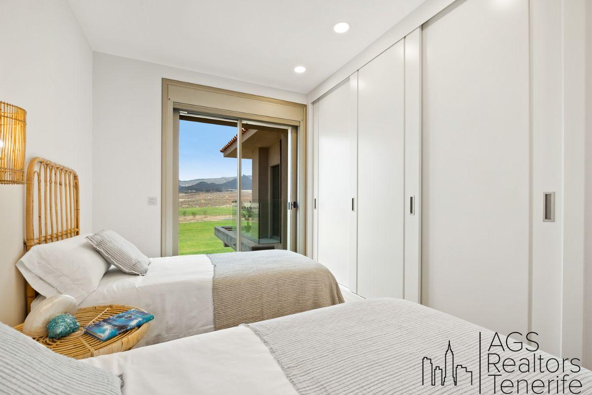 For sale of chalet in San Miguel de Abona