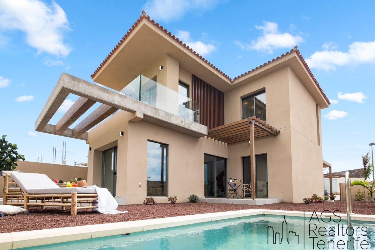 For sale of chalet in San Miguel de Abona