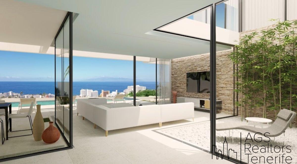 For sale of chalet in Costa Adeje