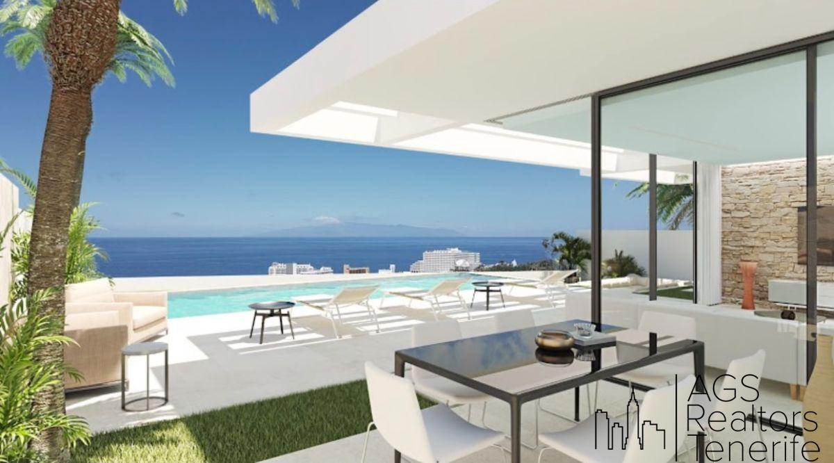 For sale of chalet in Costa Adeje