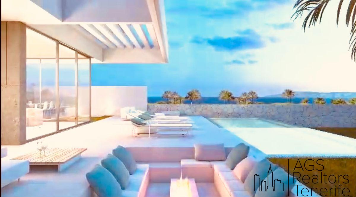 For sale of chalet in Costa Adeje