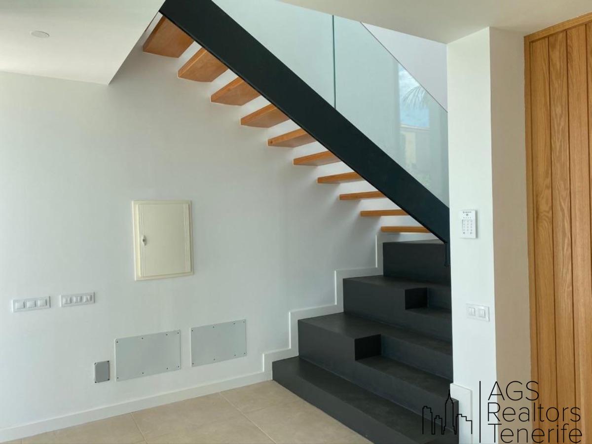 For sale of villa in Costa Adeje