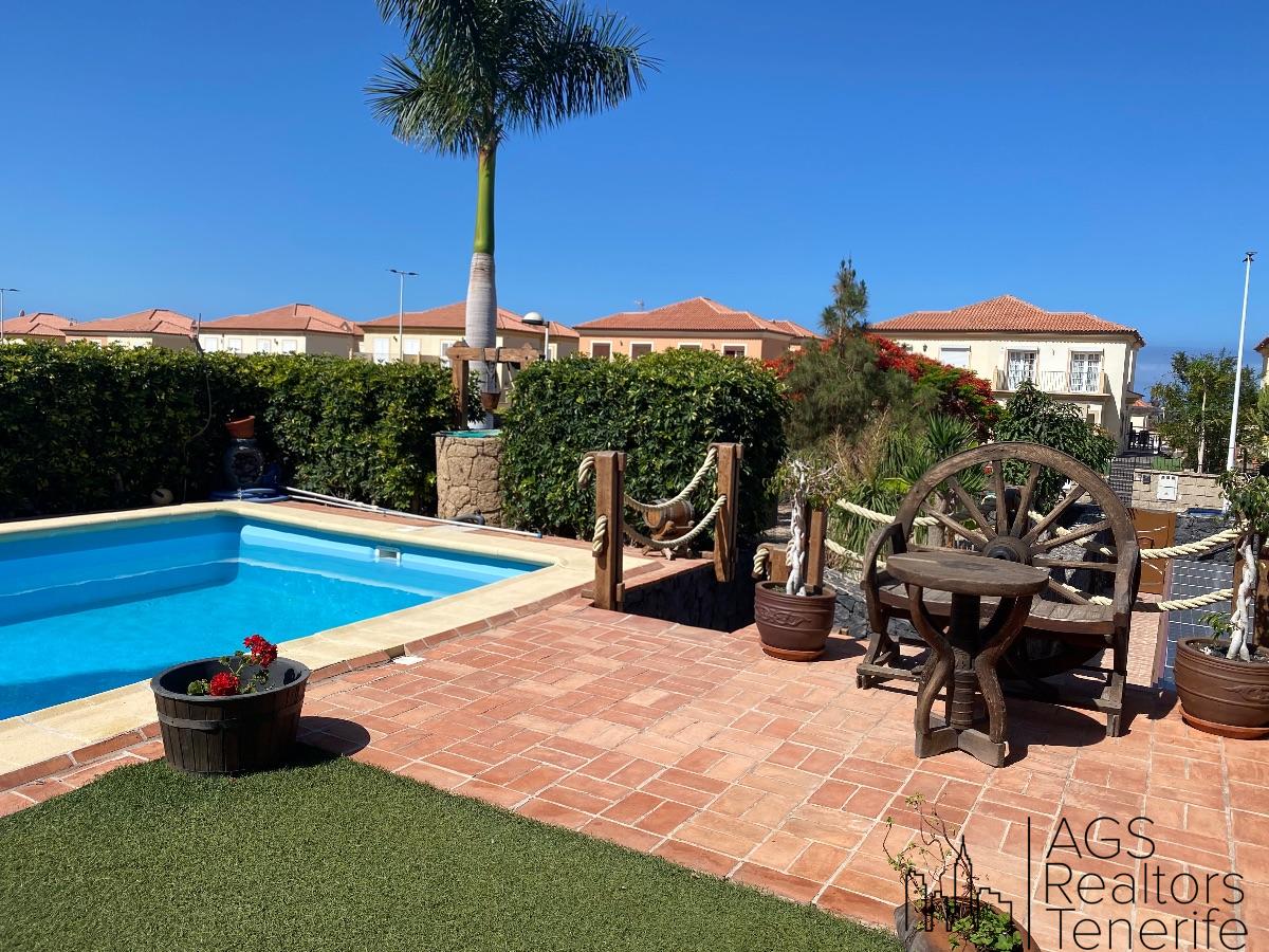 For sale of villa in Costa Adeje