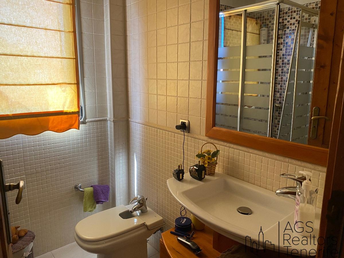 For sale of villa in Costa Adeje