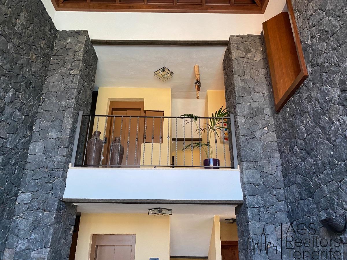 For sale of villa in Costa Adeje