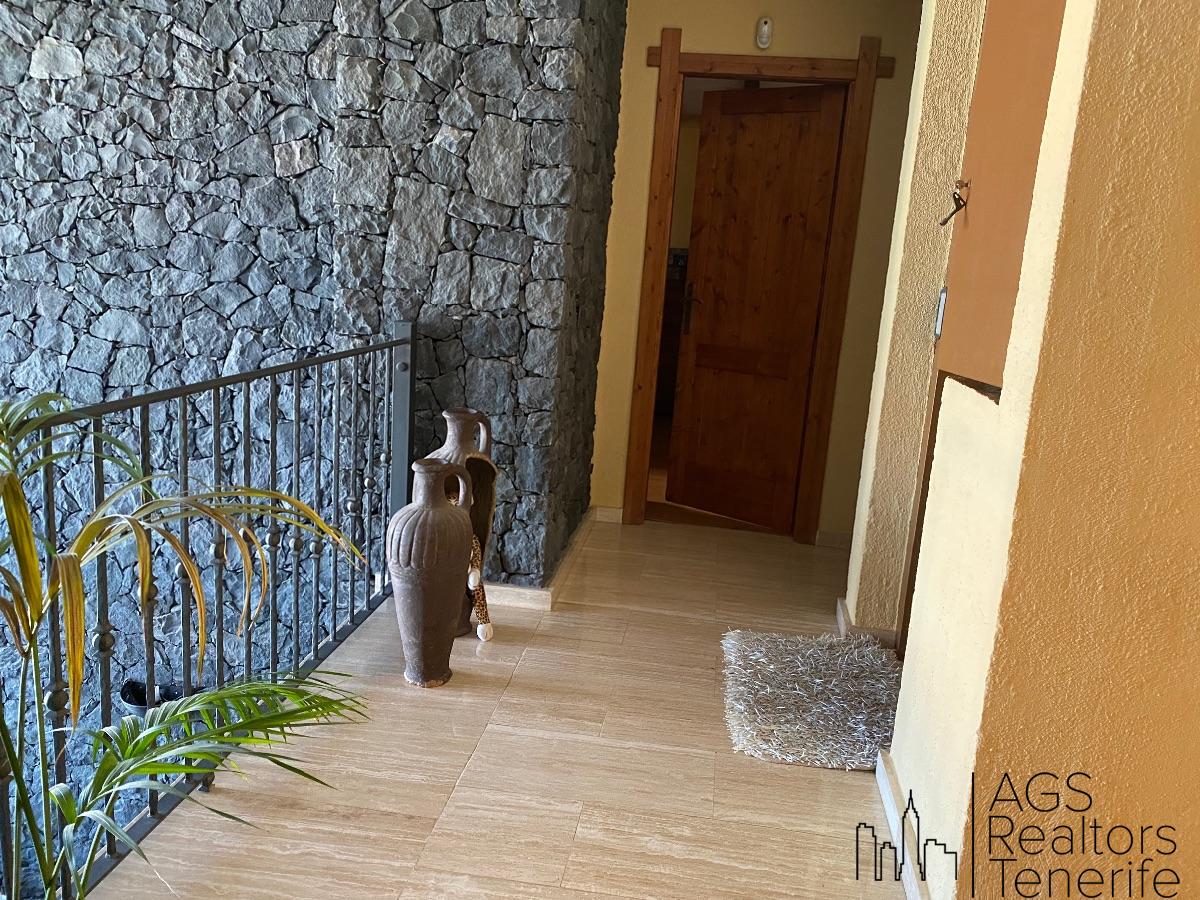 For sale of villa in Costa Adeje