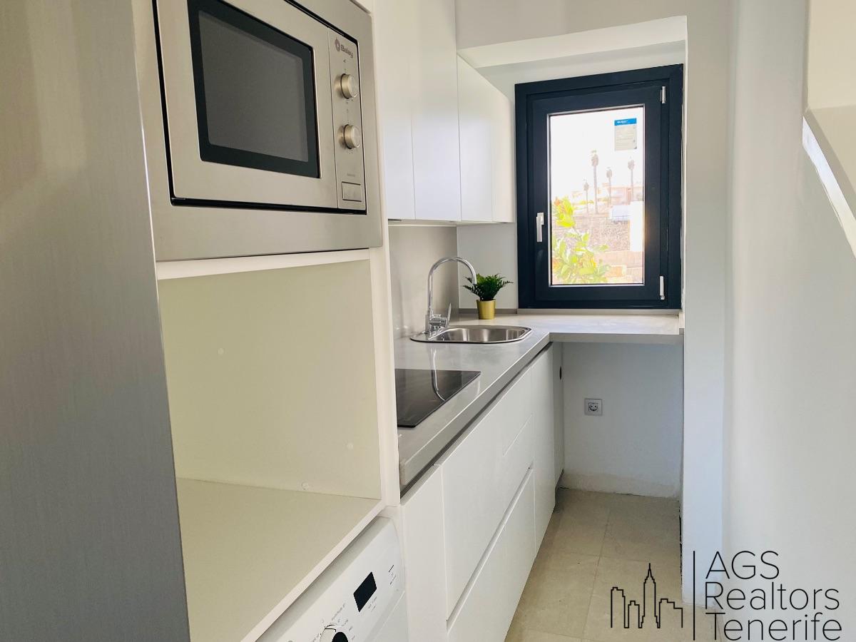 For sale of bungalow in Golf del sur