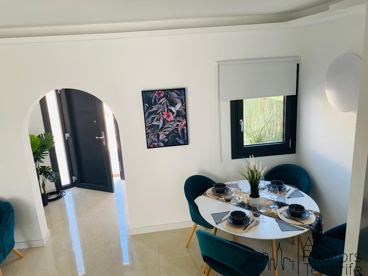 For sale of bungalow in Golf del sur