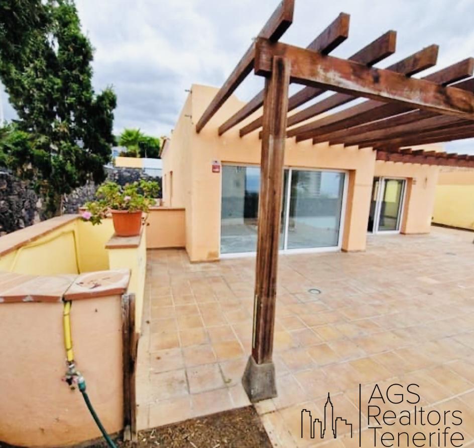 For sale of house in Playa Paraíso