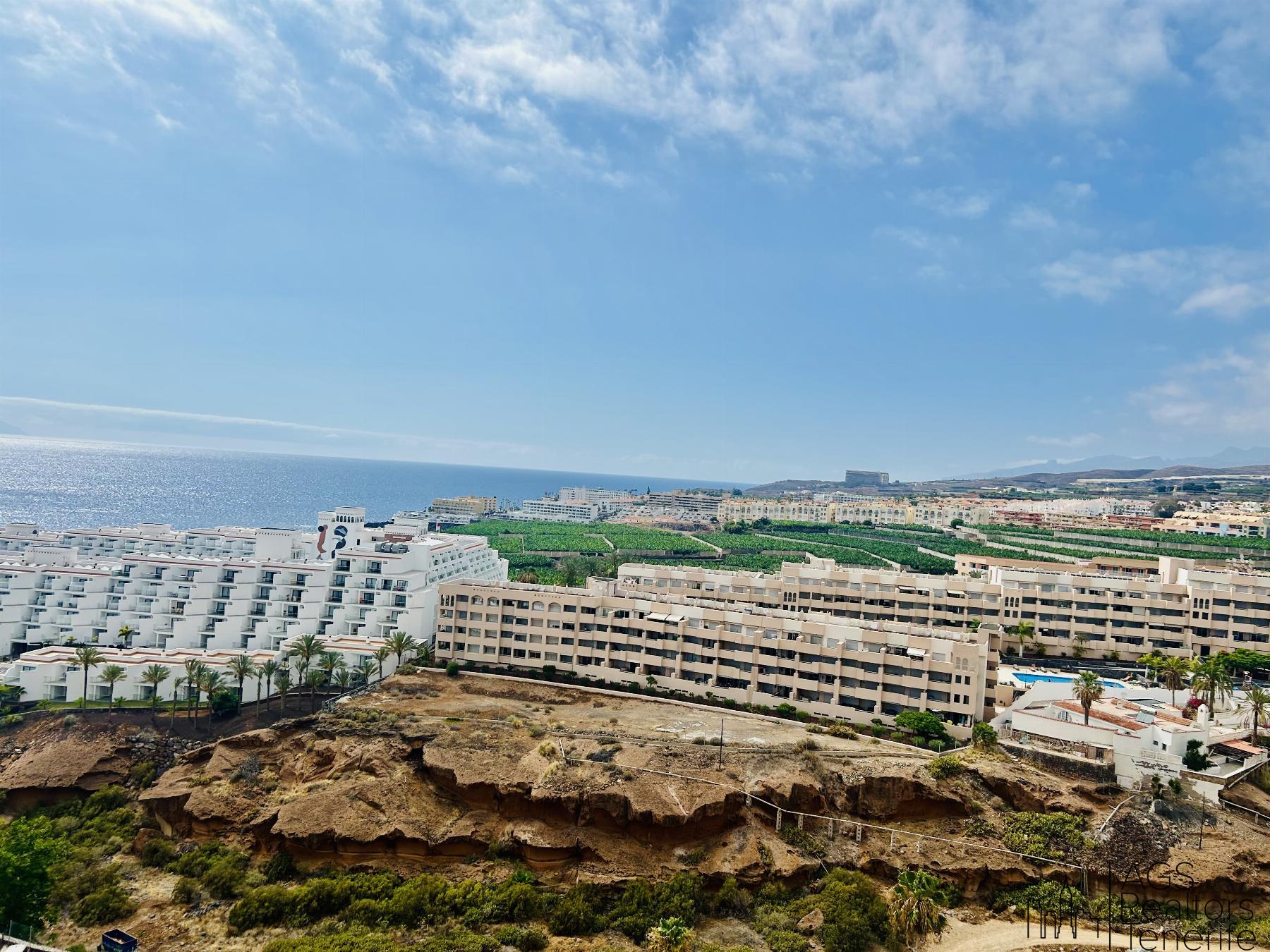 For sale of apartment in Playa Paraíso