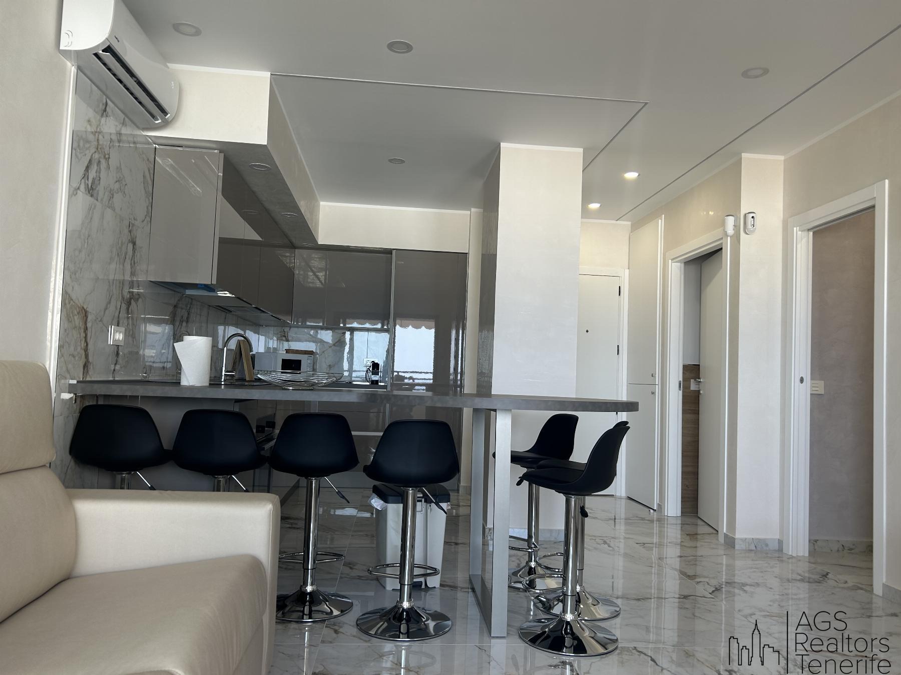 For sale of apartment in Playa Paraíso