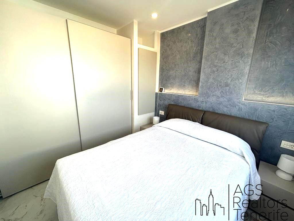 For sale of apartment in Playa Paraíso