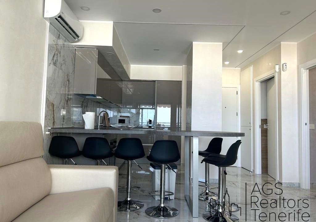 For sale of apartment in Playa Paraíso