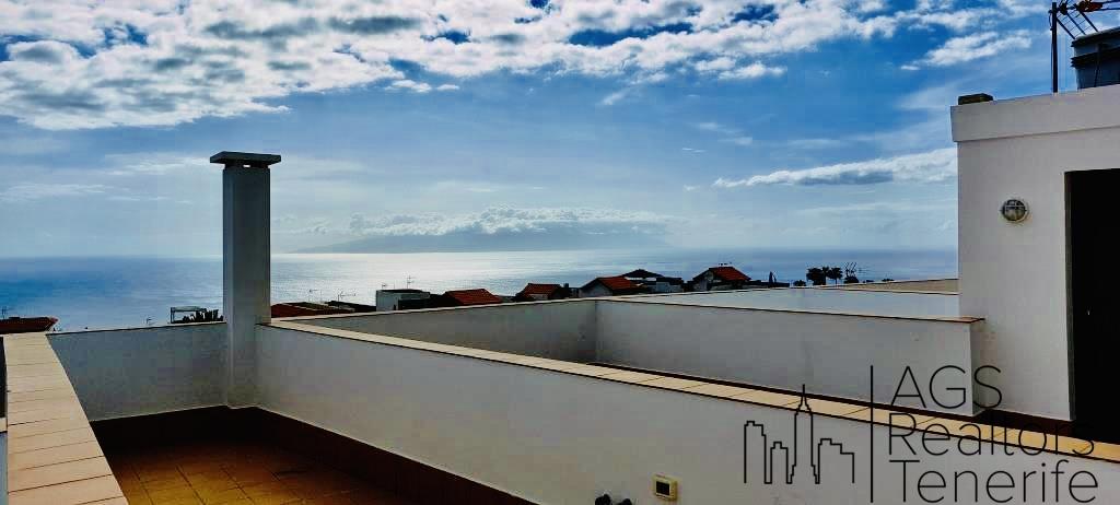 For sale of apartment in Adeje