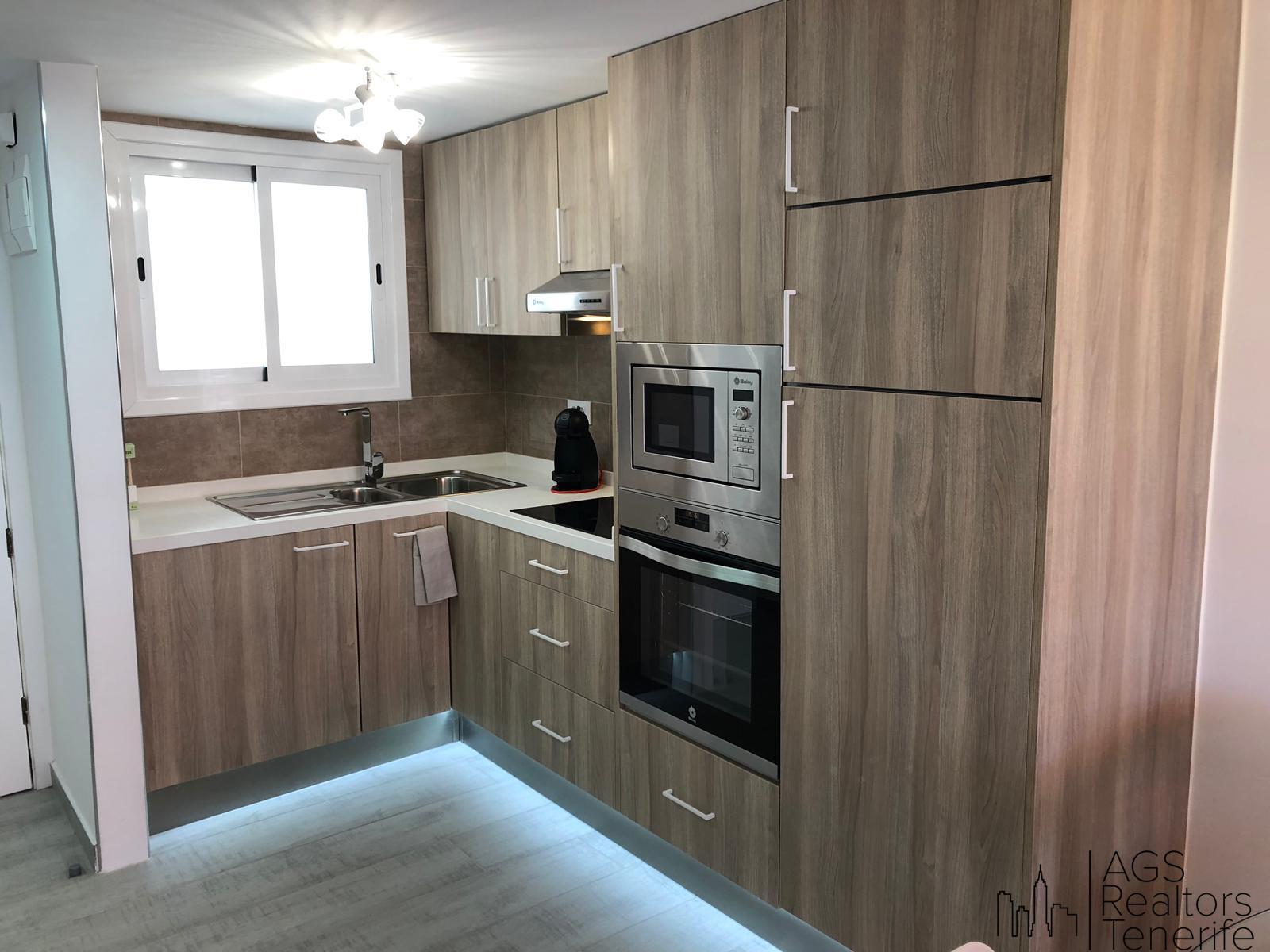 For sale of apartment in Playa de los Cristianos