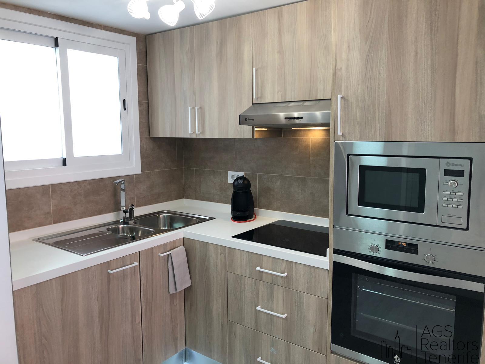 For sale of apartment in Playa de los Cristianos