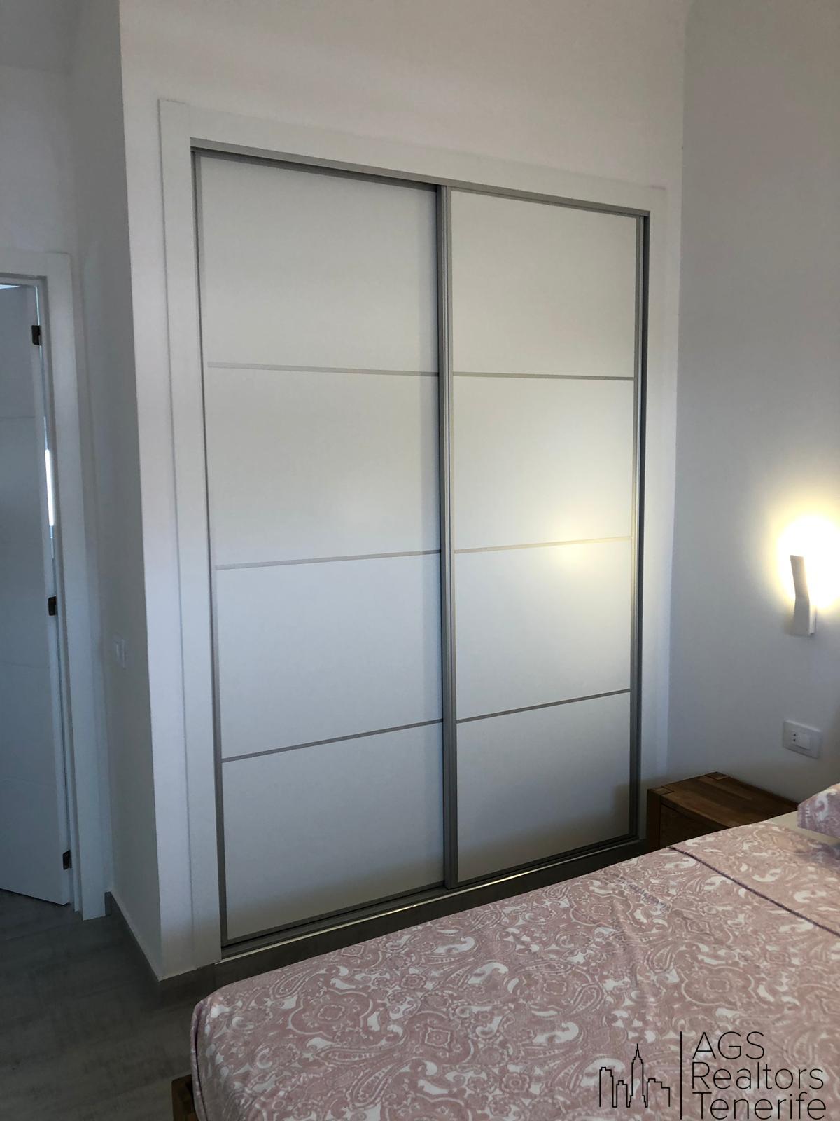 For sale of apartment in Playa de los Cristianos